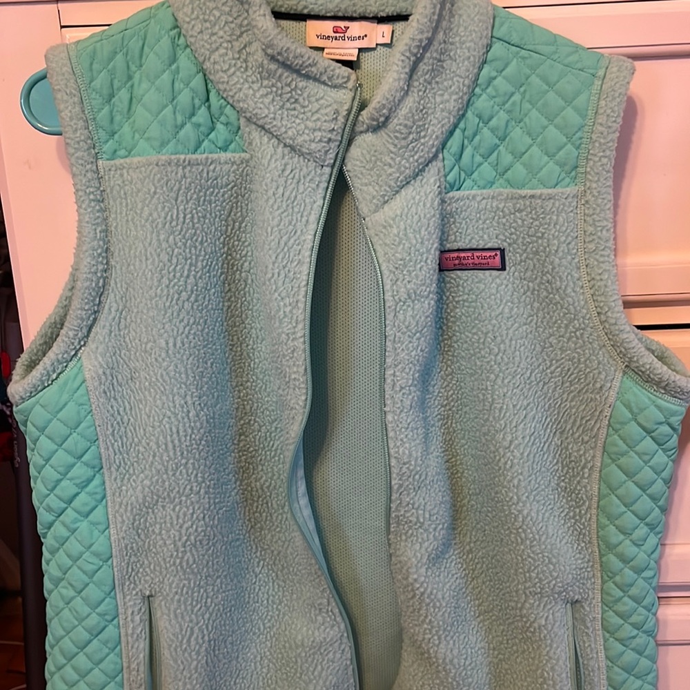 Womens vineyard vines Sherpa vest